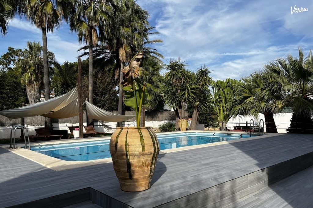 Villa con piscina privada en Valencia ideal para celebraciones y fiestas exclusivas
